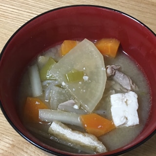 油を使わない♪やさしい味の豚汁